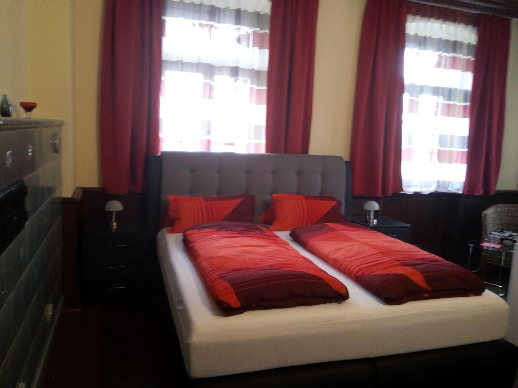 Hotel Zum Schwanen Leimen  Luaran gambar